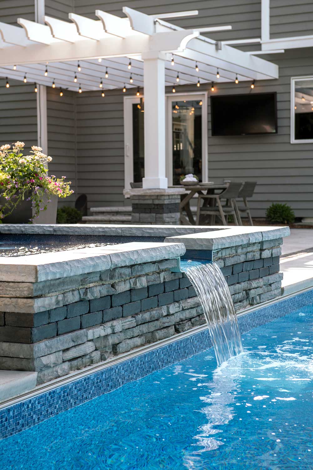 water feature paver patio